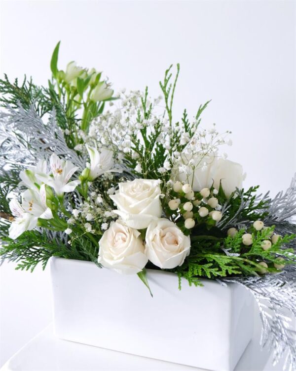 Christmas Table Flowers - White and Silver