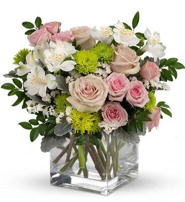 Graceful Mum Flower Bouquet